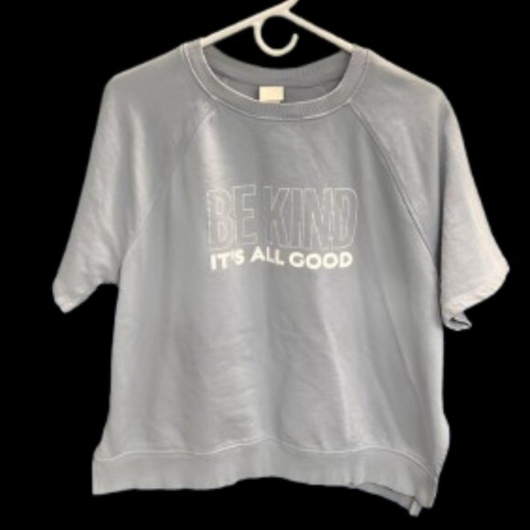 H&M Tops - 💙  H&M Be Kind It’s All Good Graphic Short Sleeve Sweatshirt – Size L